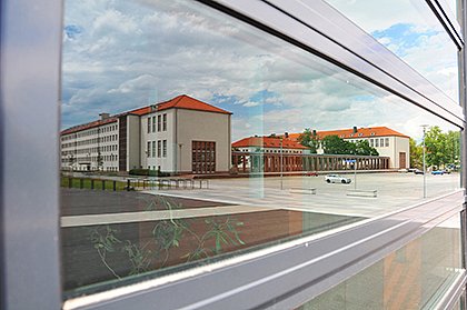 Gebäude am Von-Seckendorff-Platz (Foto: Michael Deutsch)