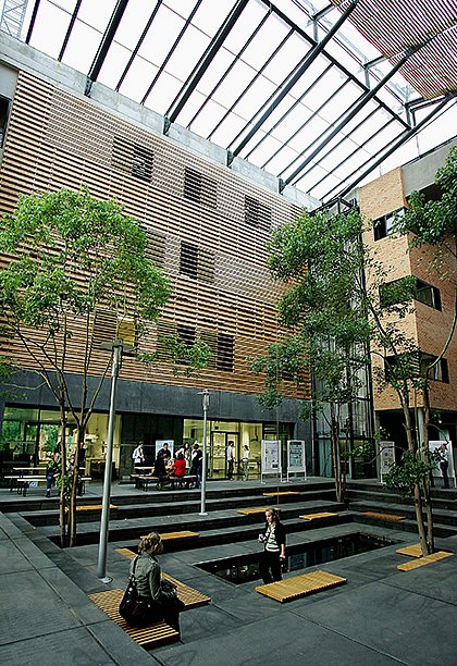 Biologicum der Uni Halle (Foto: Maike Glöckner)